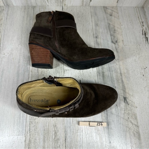 Bussola Reikia Vik Dark Brown Suede Ankle Boots in Ebony #154 - Picture 13 of 13